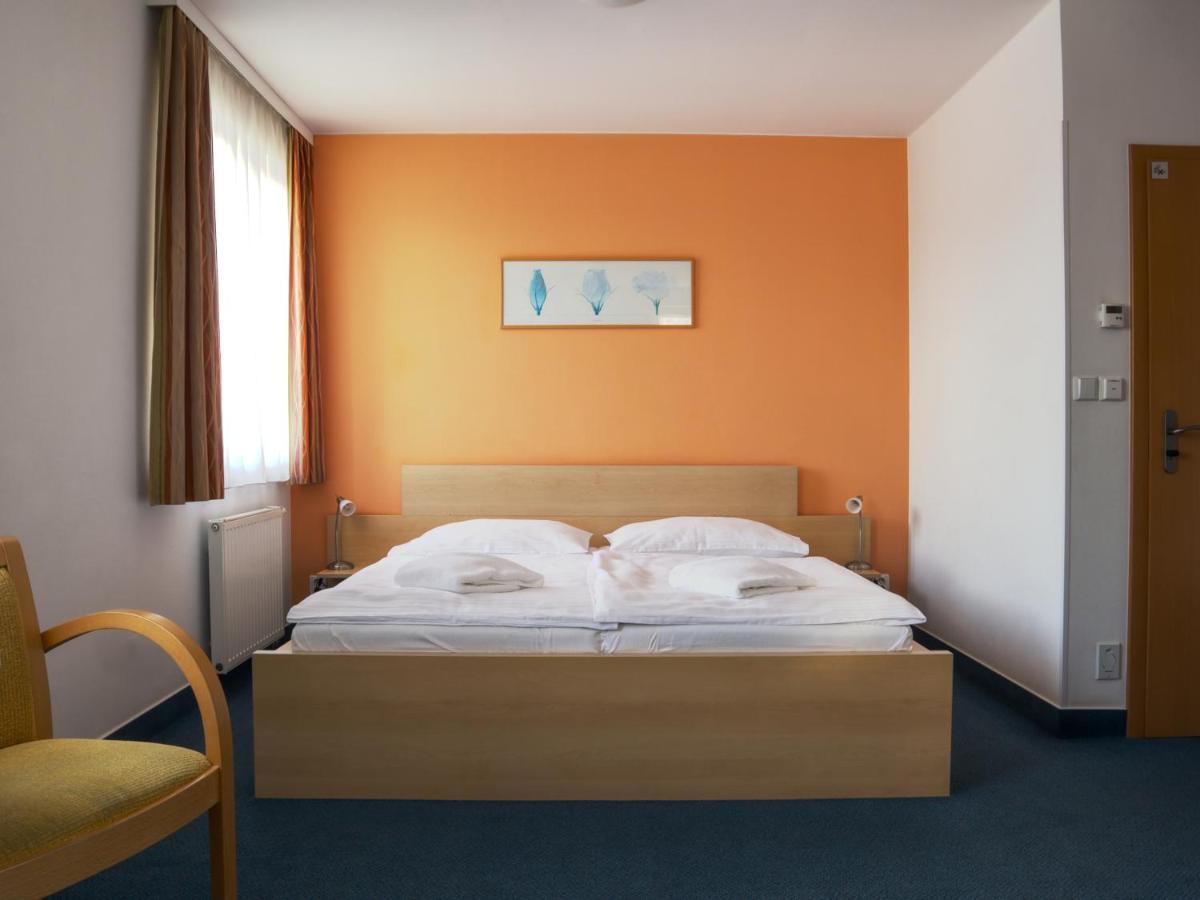Penzion Krumlov - Massage Studio Чешки Крумлов Екстериор снимка