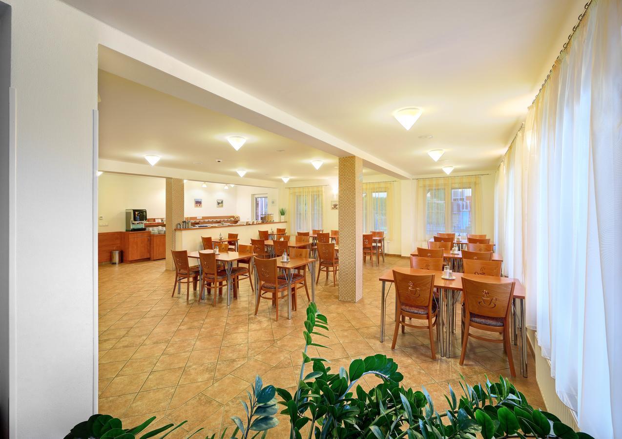 Penzion Krumlov - Massage Studio Чешки Крумлов Екстериор снимка